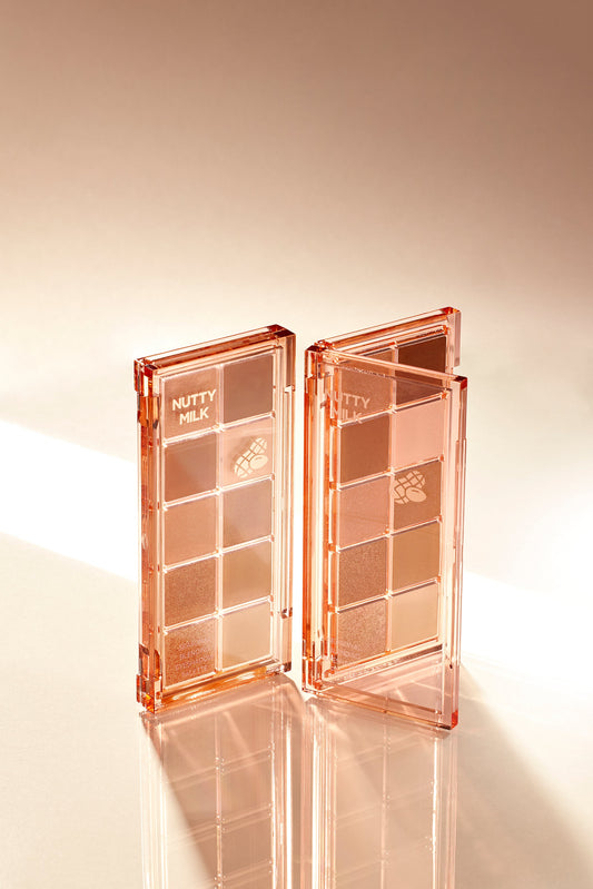 Seasonal Blending Eyeshadow Palette 05 Nutty Milk (6.4g)