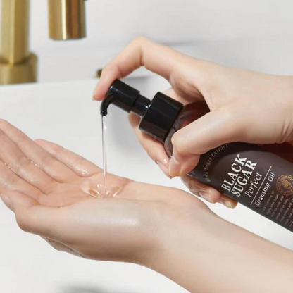 Black Sugar Perfect Cleansing Oil (200ml)