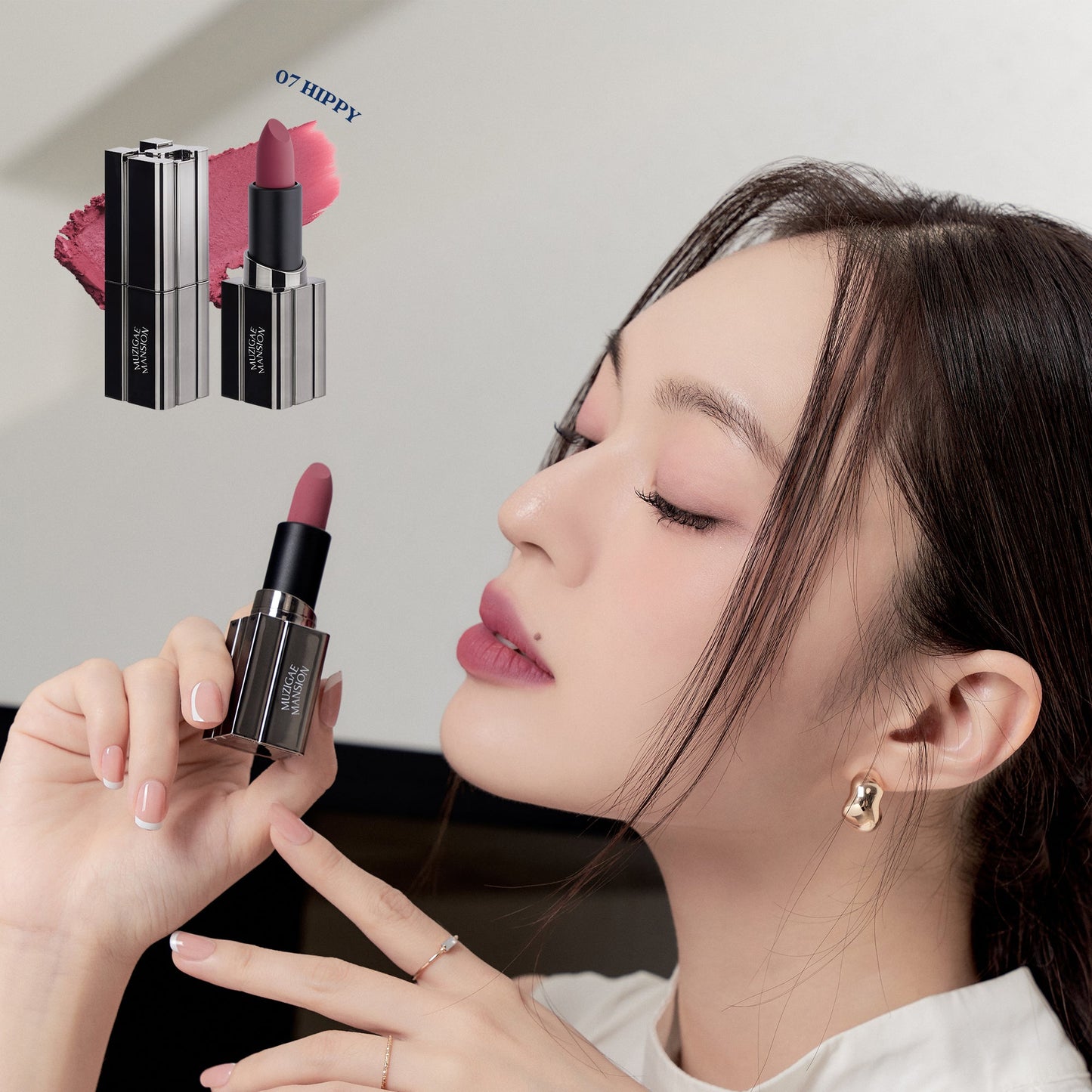Moodwear Blur Lipstick (4g) - 8 Colours