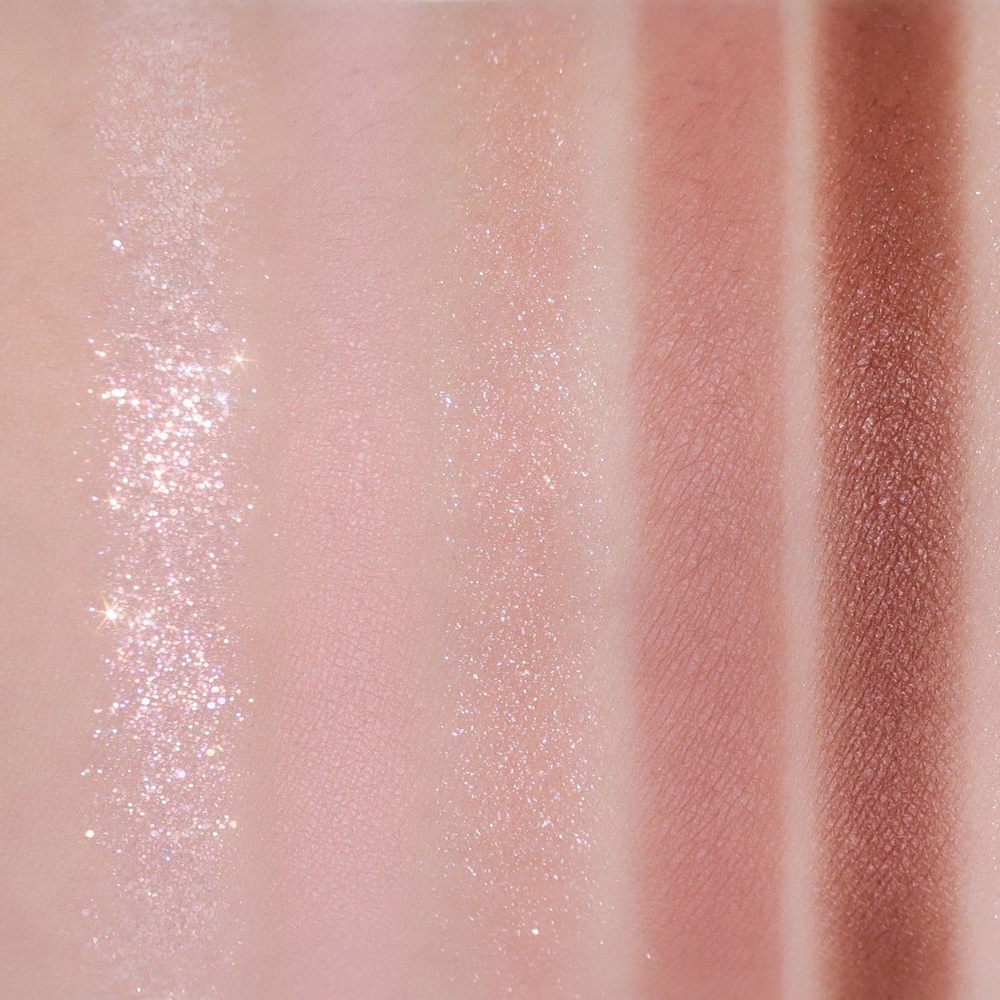 Seasonal Blending Eyeshadow Palette 01 Sunset Grass (6.4g)